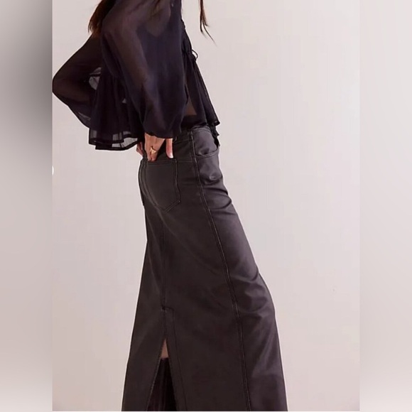 NWT Free People Astoria Vegan Maxi Skirt in Charcoal - Picture 5 of 8